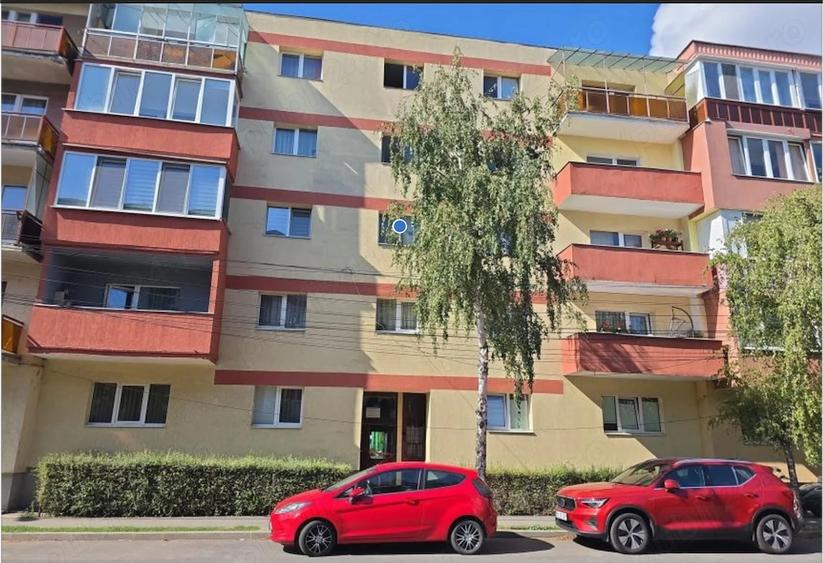 Apartament cu 3 camere decomandat în Grigorescu