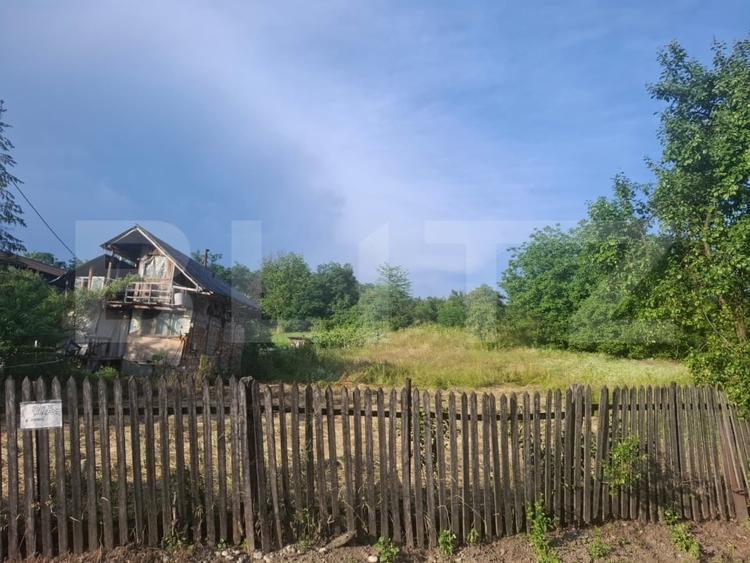 Teren Construcții intravilan de 1532 mp, în Glodeni
