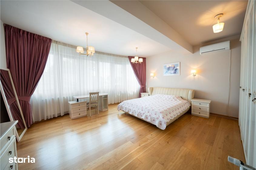 Casă cu 6 camere cu Teren 534 Mp în Glina