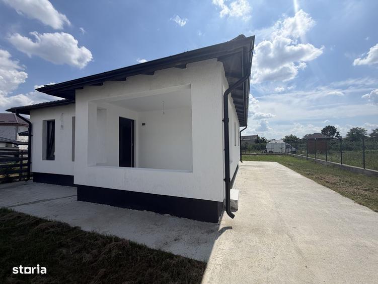 Casă cu 3 camere în Central