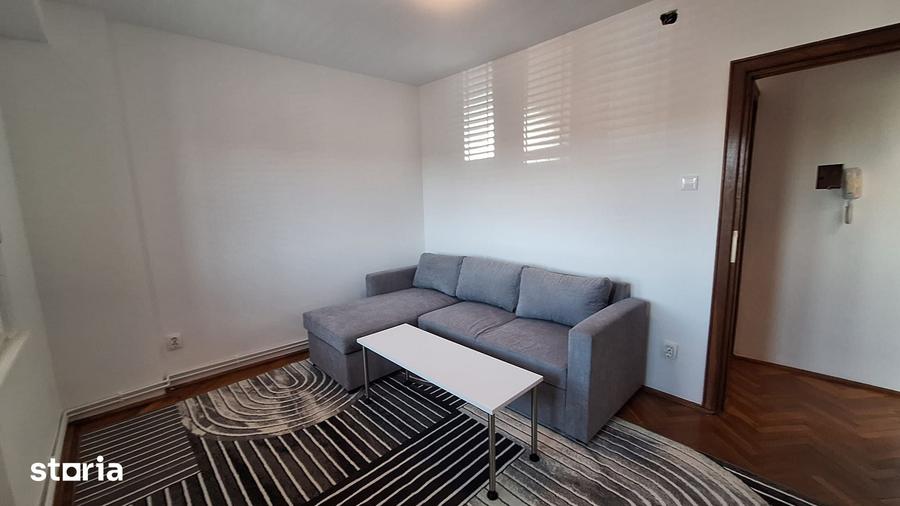 Apartament cu 4 camere în Olimpia-Stadion