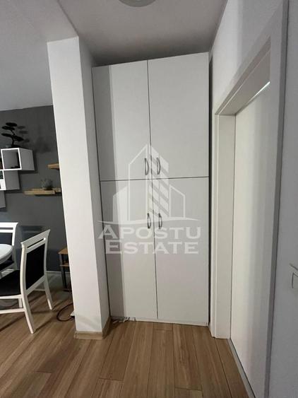 Apartament cu 2 camere semidecomandat, mobilat în Giroc