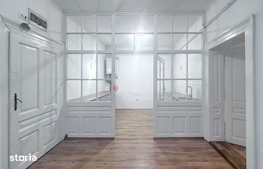 Apartament cu 3 camere, mobilat în Centrul Istoric