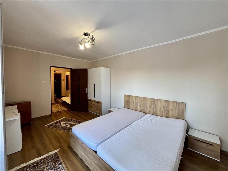 Apartament cu 2 camere decomandat în Dacia