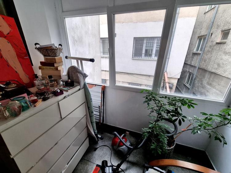 Apartament cu 4 camere decomandat în Ultracentral