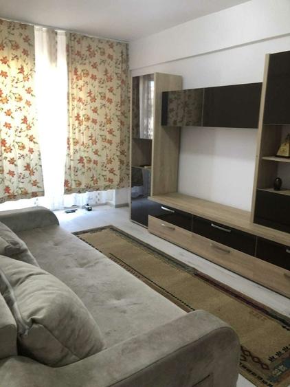 Apartament cu 2 camere decomandat în Vișan