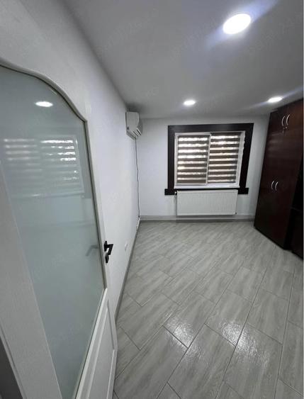 Spațiu comercial, de 50 mp, în Central