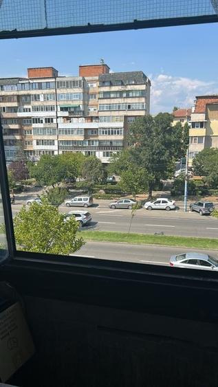 Apartament cu 3 camere decomandat în Lăpuș