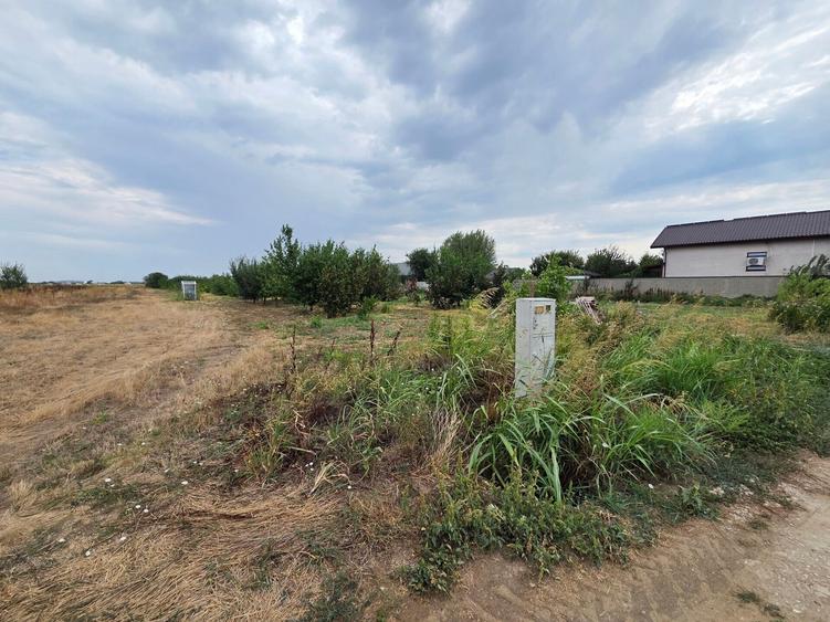 Teren Construcții intravilan de 430 mp, în 1 Decembrie