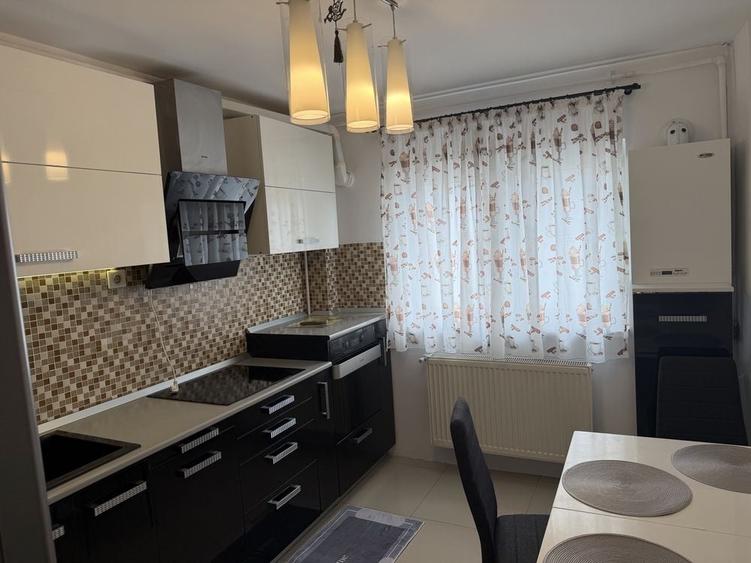Apartament cu 3 camere în Dristor