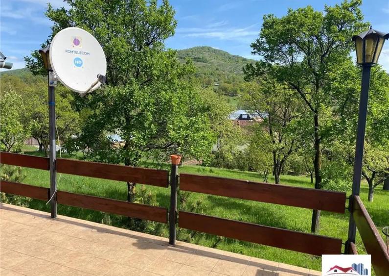 Casă cu 4 camere cu Teren 300 Mp în Bistra Mureșului
