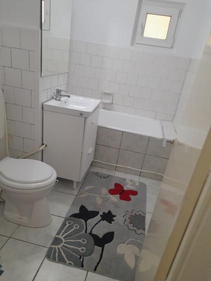 Apartament de inchiriat - 4