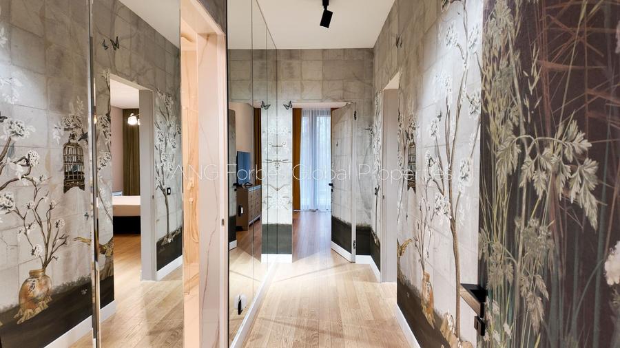 Apartament cu 5 camere decomandat, mobilat în Floreasca