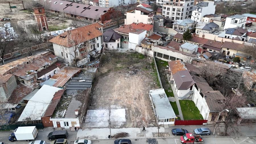 Teren Construcții intravilan de 1387 mp, în Unirii