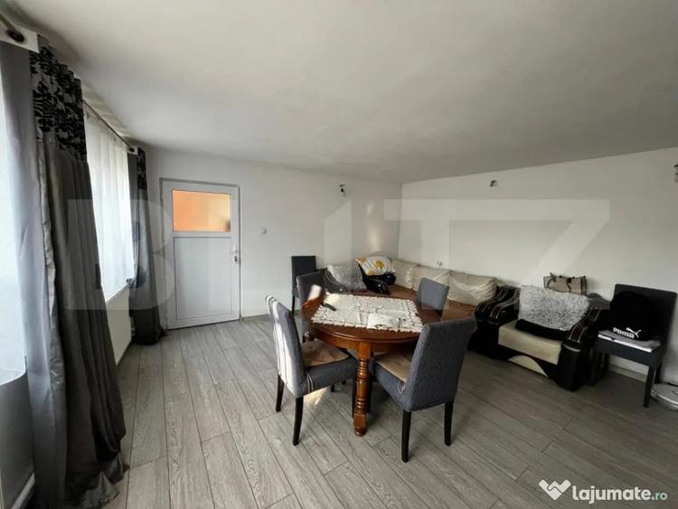 Casă cu 5 camere cu Teren 1350 Mp în Central