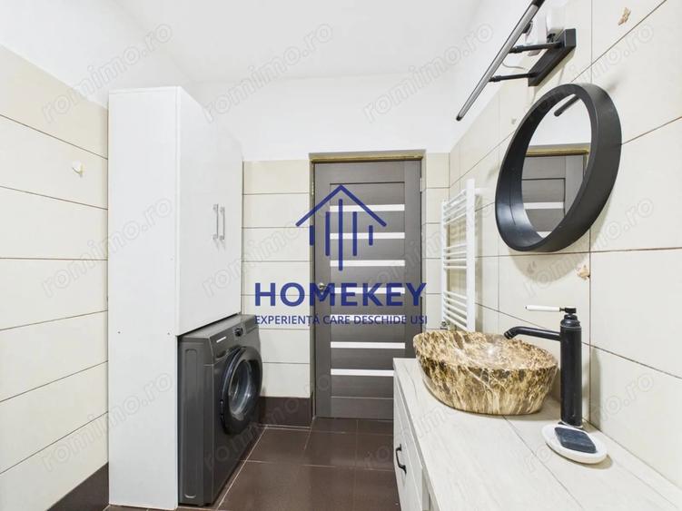Apartament cu 3 camere semidecomandat, mobilat în Central