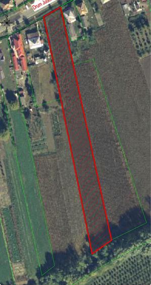 Teren intravilan de 4500 mp, în Secuieni
