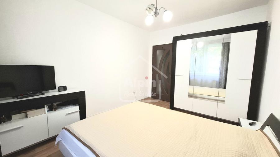 Apartament cu 2 camere decomandat, mobilat în Hărmanului