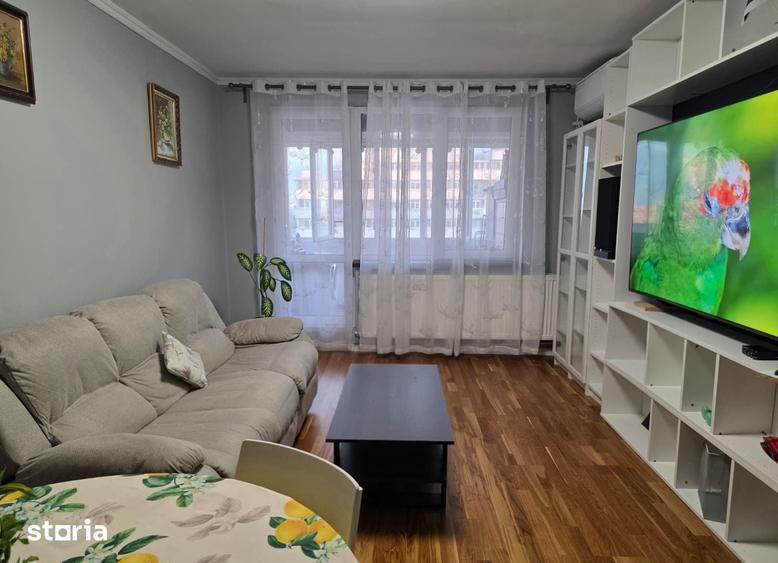Apartament cu 3 camere decomandat în Pantelimon