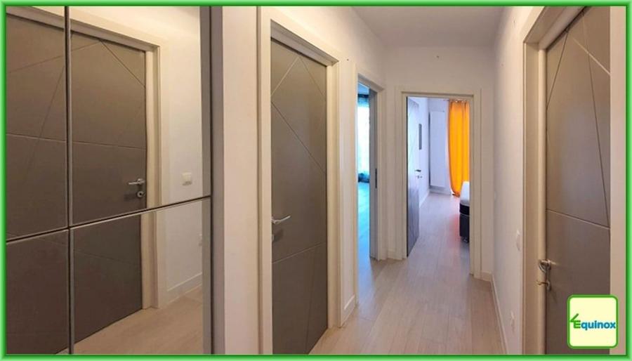 Apartament cu 2 camere decomandat în B-dul București
