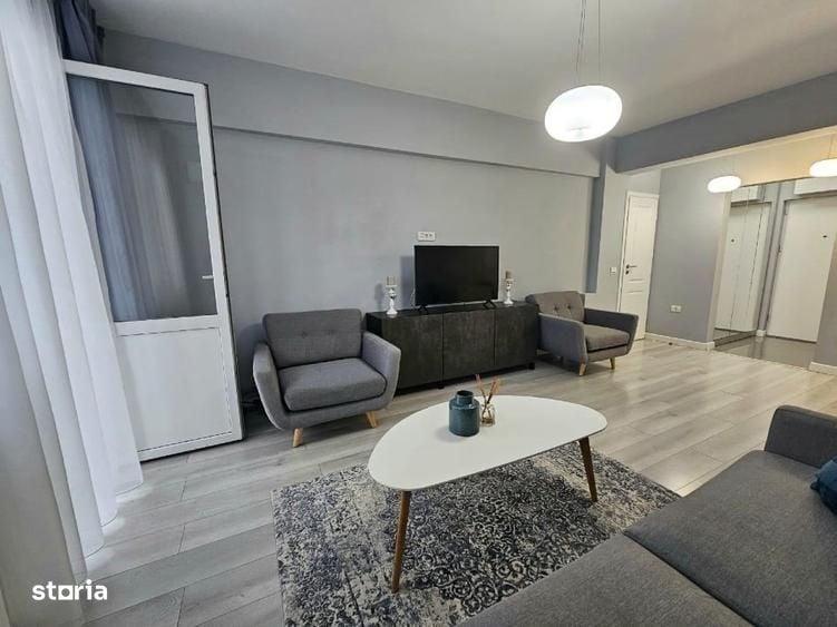Apartament cu 2 camere decomandat în Centrul Civic