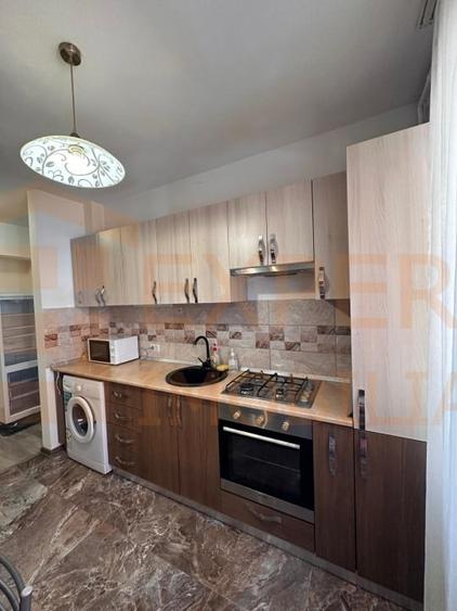 Apartament cu 2 camere decomandat, mobilat în Faleza Nord