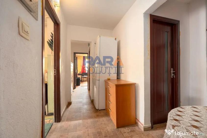 Apartament cu 3 camere decomandat în Central
