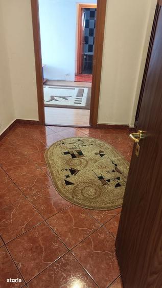 Apartament cu 2 camere în Păcii