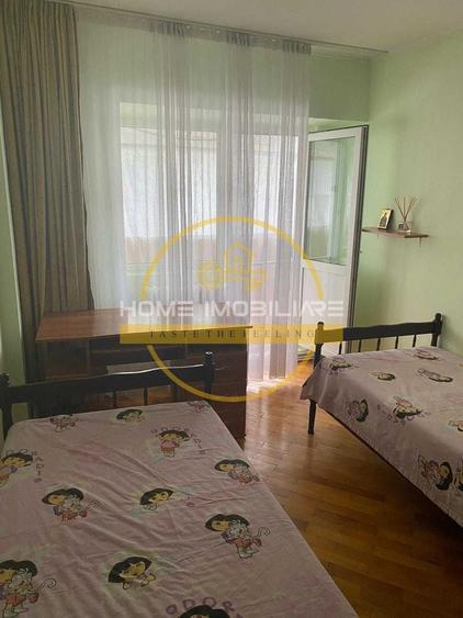 Apartament cu 3 camere decomandat, mobilat în Păcurari