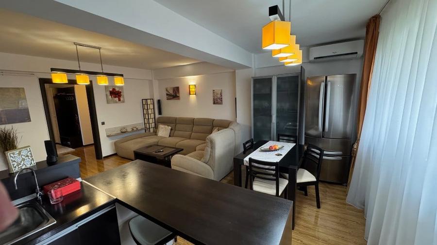 Apartament cu 3 camere decomandat în Valea Rosie