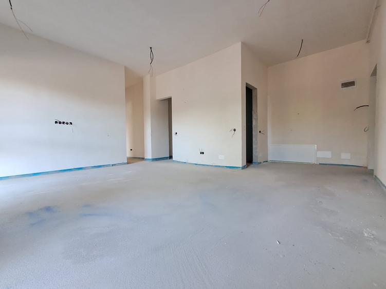 Apartament cu 3 camere în Florești