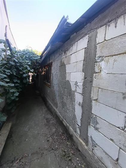 Casă individuală cu 4 camere cu Canalizare în Pisc
