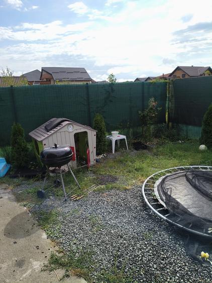 Casă cu 4 camere cu Teren 340 Mp în Vest