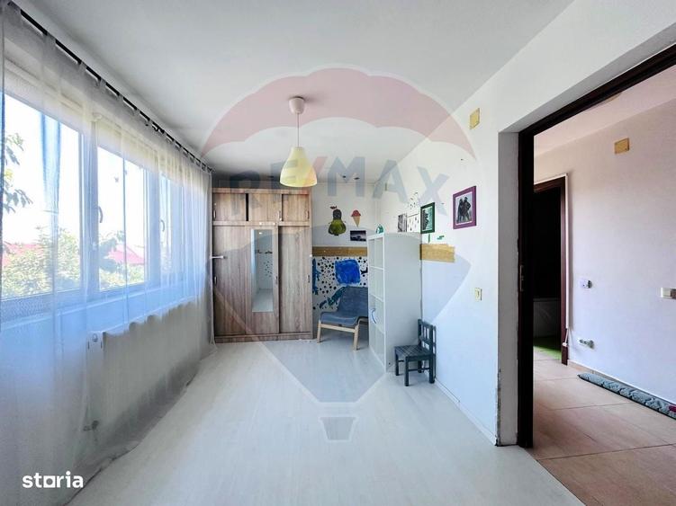 Casă cu 4 camere în Gulia