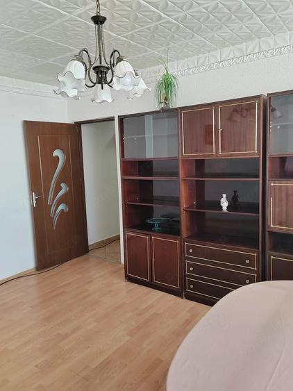 Apartament cu 2 camere nedecomandat în Central