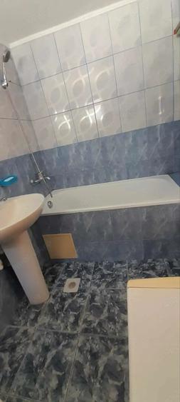Casă cu 3 camere cu Teren 100 Mp în Central