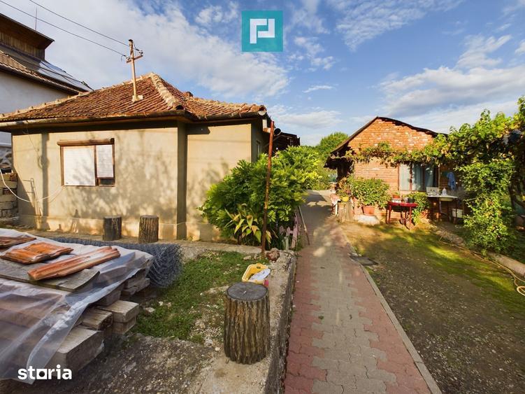 Casă cu 2 camere cu Teren 456 Mp în Ghioroc