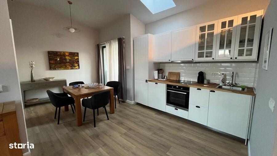 Apartament cu 3 camere în Ultracentral