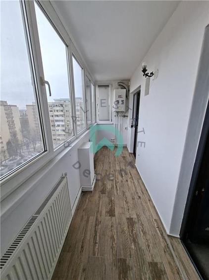 Apartament cu 3 camere decomandat în Griviței