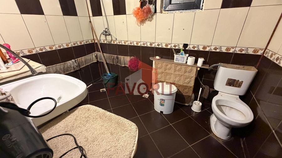 Casă individuală cu 3 camere cu Canalizare în Lunei
