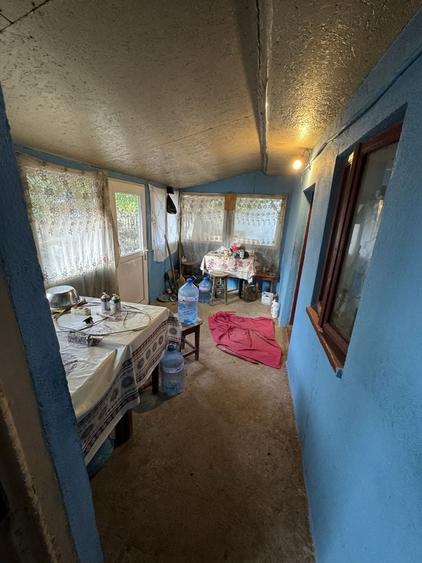 Casă cu 4 camere în Gostinari
