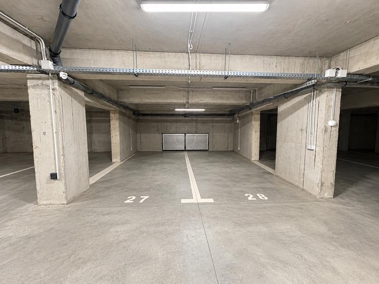 Apartament cu 5 camere decomandat în Grădina Icoanei
