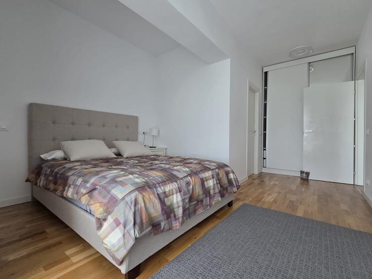 Apartament cu 3 camere decomandat în Iancu Nicolae
