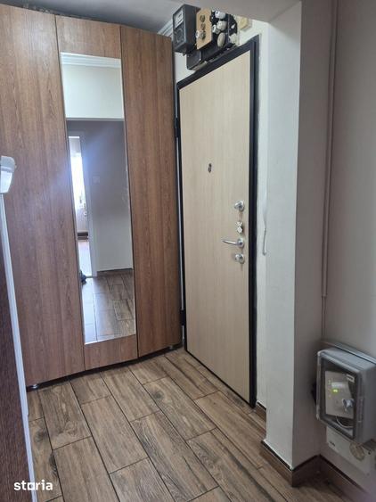 Apartament cu 3 camere decomandat în Tomis III