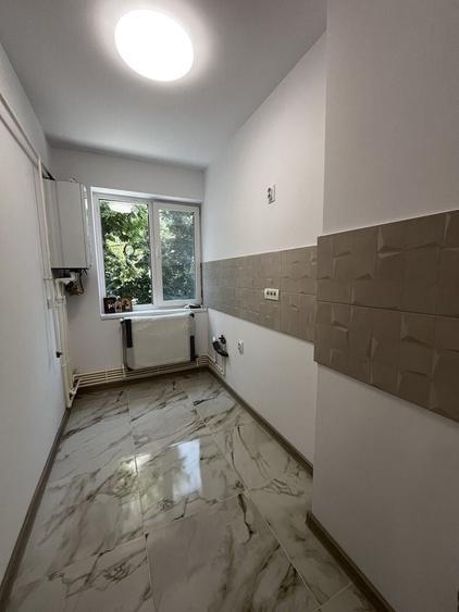 Apartament cu 2 camere decomandat în Independenței
