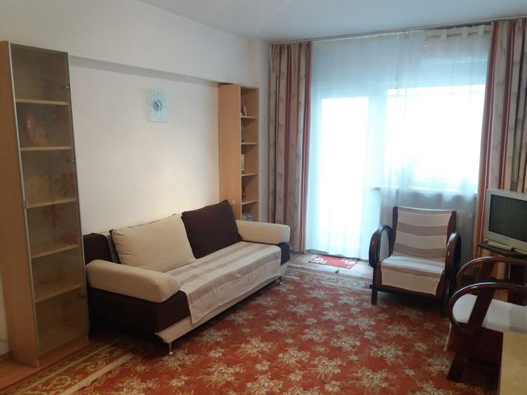 Apartament cu 2 camere semidecomandat în Parcul Carol