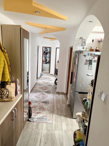 Apartament cu 4 camere decomandat în Ultracentral