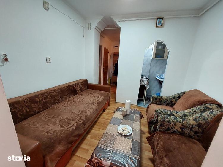 Apartament cu 2 camere decomandat în Central