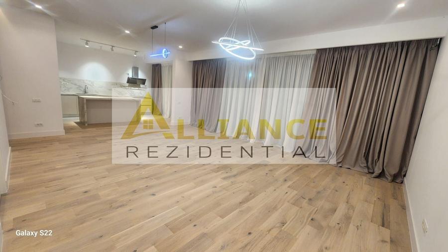 Casă individuală cu 5 camere cu Canalizare în Nord