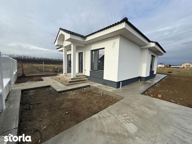 Casă cu 4 camere cu Teren 90 Mp în Oșorhei